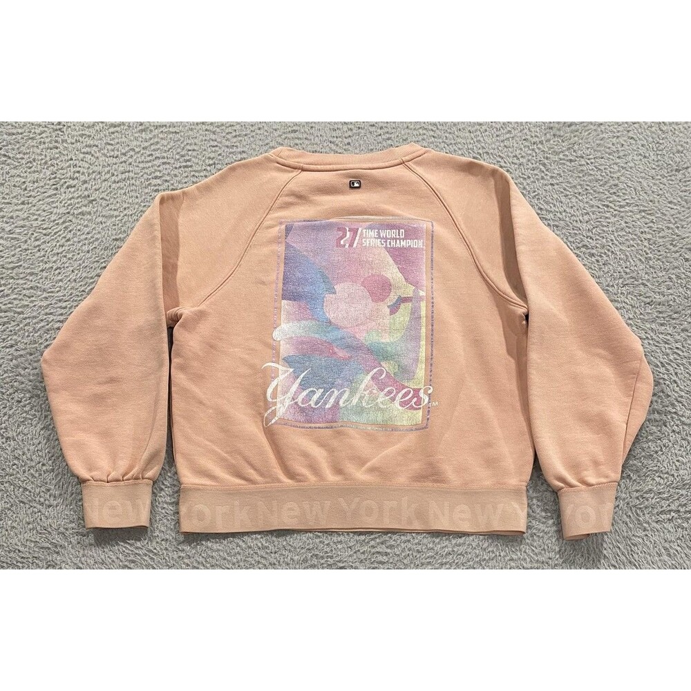 New York Yankees Sweatshirt Womens XS Pink MLB Baseball Crewneck Raglan Graphic